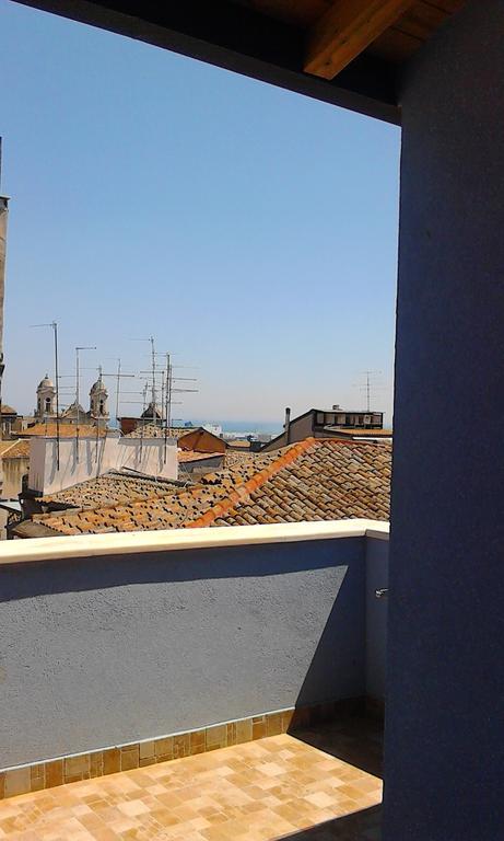 Sky Apartments - Catania City Center Catânia Exterior foto
